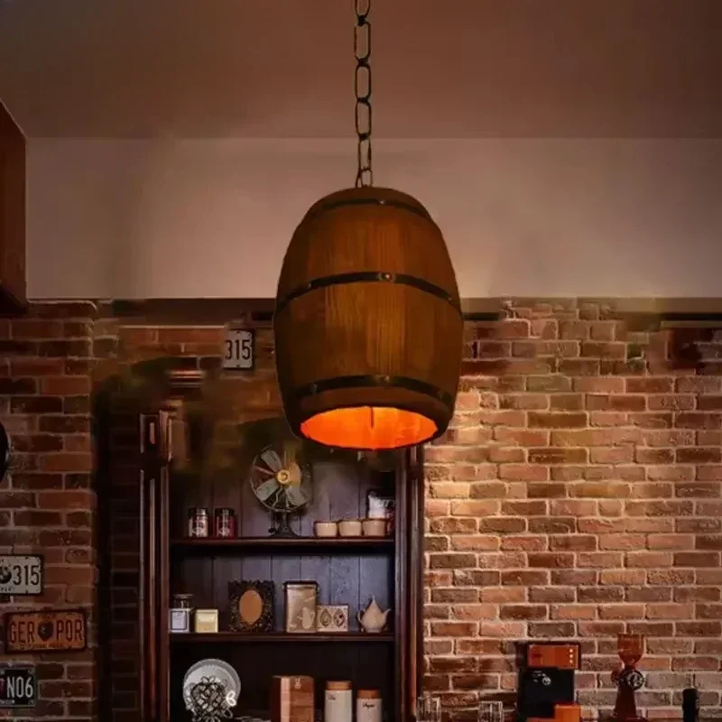 Lampe rustique vintage, lustre - Wine & Beer Unlimited Spirits Photos avis et prix